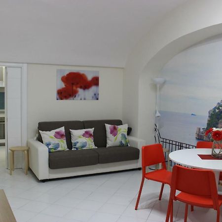 Apartament Napoli A Chiaia Zewnętrze zdjęcie